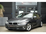 BMW 3-serie - Touring 320d 164pk Navigatie/Stoelverwarming/PDC