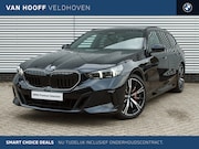 BMW 5-serie - 520i M Sport Automaat / Trekhaak / Adaptieve LED / Parking A