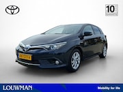 Toyota Auris - 1.8 Hybrid Dynamic Go | Navigatie | Camera | Trekhaak |
