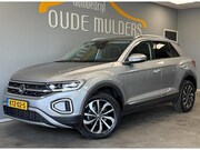 Volkswagen T-Roc - 1.5 TSI Style | Adaptive cruise | IQ light | Massage | Digid