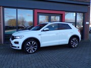 Volkswagen T-Roc - 1.5 TSI R-Line Business Virtual cockpit Carplay Stoelverwarm