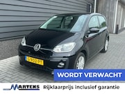 Volkswagen Up! - 1.0 BMT 60pk high up! Stoelverwarming Parkeersensoren Cruise