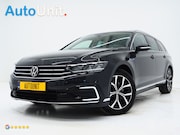 Volkswagen Passat - Variant 1.4 TSI PHEV GTE | Panoramadak | Leder | Trekhaak |