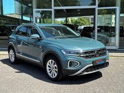 Volkswagen T-Roc - 1.5 TSI 150pk 7-DSG Style| Camera| Keyless|Dode hoek| Rijkla