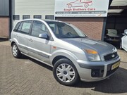 Ford Fusion - 1.6-16V Ghia/AIRCO/PDC/NAP/INRUILKOOPJE