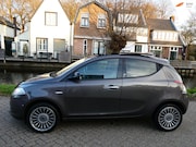 Lancia Ypsilon - 0.9 Platinum 86pk Automaat Clima Leder Schuifdak 145.000km.