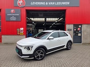 Kia Niro - 1.6 GDi PHEV DynamicLine/ Parkeersensoren achter/ Stoel en s