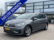 Volkswagen Touran - 2.0 TDI Automaat R-Line Highline Navigatie Camera Adaptieve 