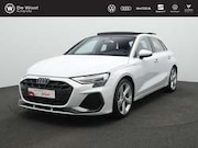 Audi A3 - Sportback 35 TFSI S tronic S edition S line | Pano