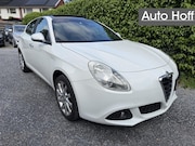 Alfa Romeo Giulietta - 1.4 T Distinctive | Panoramadak | Navi | Autom. Airco | Crui