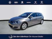 Volkswagen Golf - 1.0 TSI Connected Series | Navigatie | Camera |