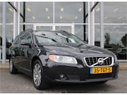 Volvo V70 - T4 180PK Automaat Limited Edition | El. Achterklep | Trekhaa