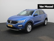Volkswagen T-Roc - 1.5 TSI Style | 150 PK | Automaat | Trekhaak | Digital Cockp