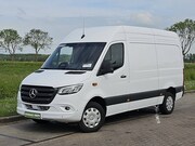 Mercedes-Benz Sprinter - 315 1.9 CDI L2H2 Pro L2H2 LED Mbux RWD Euro6 Airco Automaat 