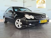 Mercedes-Benz CLK-Klasse - KOMPRESSOR Coupé 200 K. Avantgarde