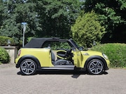 MINI Cabrio - 1.6 Cooper S 175pk Xenon/17"/Stoelverwarm