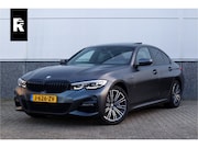 BMW 3-serie - 330e High Ex M-Sport Frozen / Glazen dak / Adaptief onderste