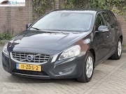 Volvo V60 - 1.6 T3 Kinetic NAP Automaat Navi Cruise Clima