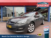 Opel Astra - 1.4 Turbo Blitz Zeer Nette Staat | Navigatie | Climate Contr