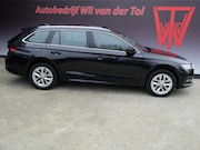 Skoda Octavia - Combi 1.0 TSI BUSINESS | PANORAMA | DIGI DASH | LED | TREKHA