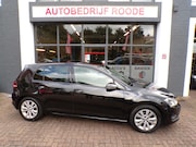 Volkswagen Golf - 1.0 TSI Connected Series CILMA, NAVI, PDC