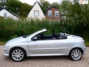 Peugeot 206 - CC 1.6-16V 110pk Cabriolet Clima INRUILKOOPJE APK Juli 2027