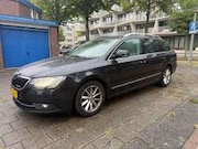 Skoda Superb - Combi 1.6 TDI Champs Elysees