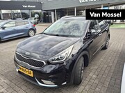 Kia Niro - 1.6 GDi PHEV DynamicLine AUTOMAAT | HALF-LEER | NAVIGATIE | 