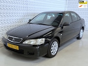Honda Accord - 2.0i LS Sedan AUTOMAAT met AIRCO én APK (2001)