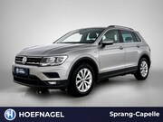 Volkswagen Tiguan - 1.5 TSI ACT Highline Comfortline | Trekhaak | Adaptive Cruis