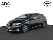 Toyota Auris - 1.8 Hybrid Lease Pro | Parkeersensoren | Panoramadak | Stoel