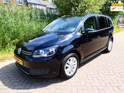 Volkswagen Touran - 1.2 TSI 105pk 7-Persoons Clima Navi Trekhaak 1300kg.