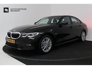 BMW 3-serie - 330e Business Edition Plus (TREKHAAK, STOELVERWARMING, NAVIG