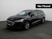 Ford Focus - Station 1.0 EcoBoost Hybrid Titanium Winterpack | Apple carp