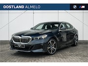 BMW i5 - eDrive40 M Sport / Panoramadak / Trekhaak / Parking Assistan