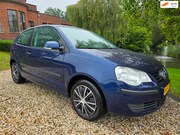 Volkswagen Polo - 1.2-12V Trendline AIRCO/cruise