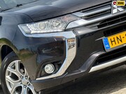 Mitsubishi Outlander - 2.0 PHEV Business Edition | Amethyst Black | Carplay/Camera/