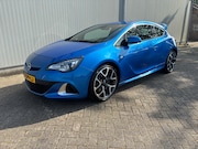 Opel Astra - 2.0 Turbo OPC