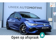 Volkswagen Golf - 2.0 TSI R 4M R20 PERFORMANCE | 20 JAHRE | AKRAPOVIC | LEDER