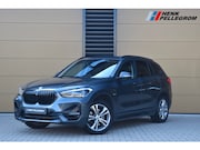 BMW X1 - sDrive20i * Sportstoelen * Trekhaak * Sportline * LED * Face