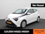 Toyota Aygo - 1.0 VVT-i x-play CAMERA | AIRCO | RADIO | BLUETOOTH | CRUISE