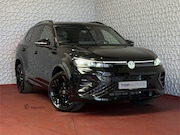 Volkswagen Tiguan - 1.5 eHYBRID 272 PK NW AUTO R-LINE VW.TREKHAAK BLACK PANO XL.