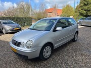 Volkswagen Polo - 1.4-16V Highline AUTOMAAT TREKHAAK