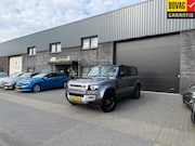 Land Rover Defender - 2.0 D240 110 S | 12MND GARANTIE | GRIJSKENTEKEN| PANO | CRUI