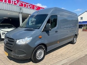 Mercedes-Benz eSprinter - L2H2 55KWH