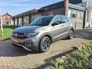 Volkswagen T-Cross - 1.0 Style DSG, Navi, Ad Cruise, Apple/Androi