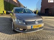 Volkswagen Passat - 1.4 TSI Highline BlueMotion_LEER-NAVI_NETTE AUTO