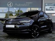 Skoda Karoq - 1.5 TSI ACT Sportline Pano | CarPlay | Trekhaak