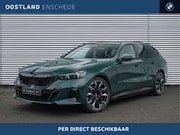 BMW 5-serie - 5 Serie Touring 550e xDrive M Sport Automaat / Pan