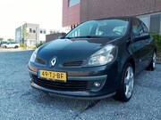Renault Clio - 1.6-16V Initiale